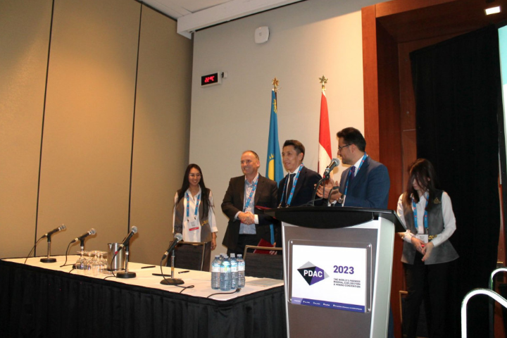 Aurora and MSALABS sign an agreement to establish an analytical laboratory in Kazakhstan