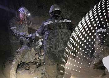 Tragedy in Ukrainian Mine: Two Miners Killed in Slurry Breach